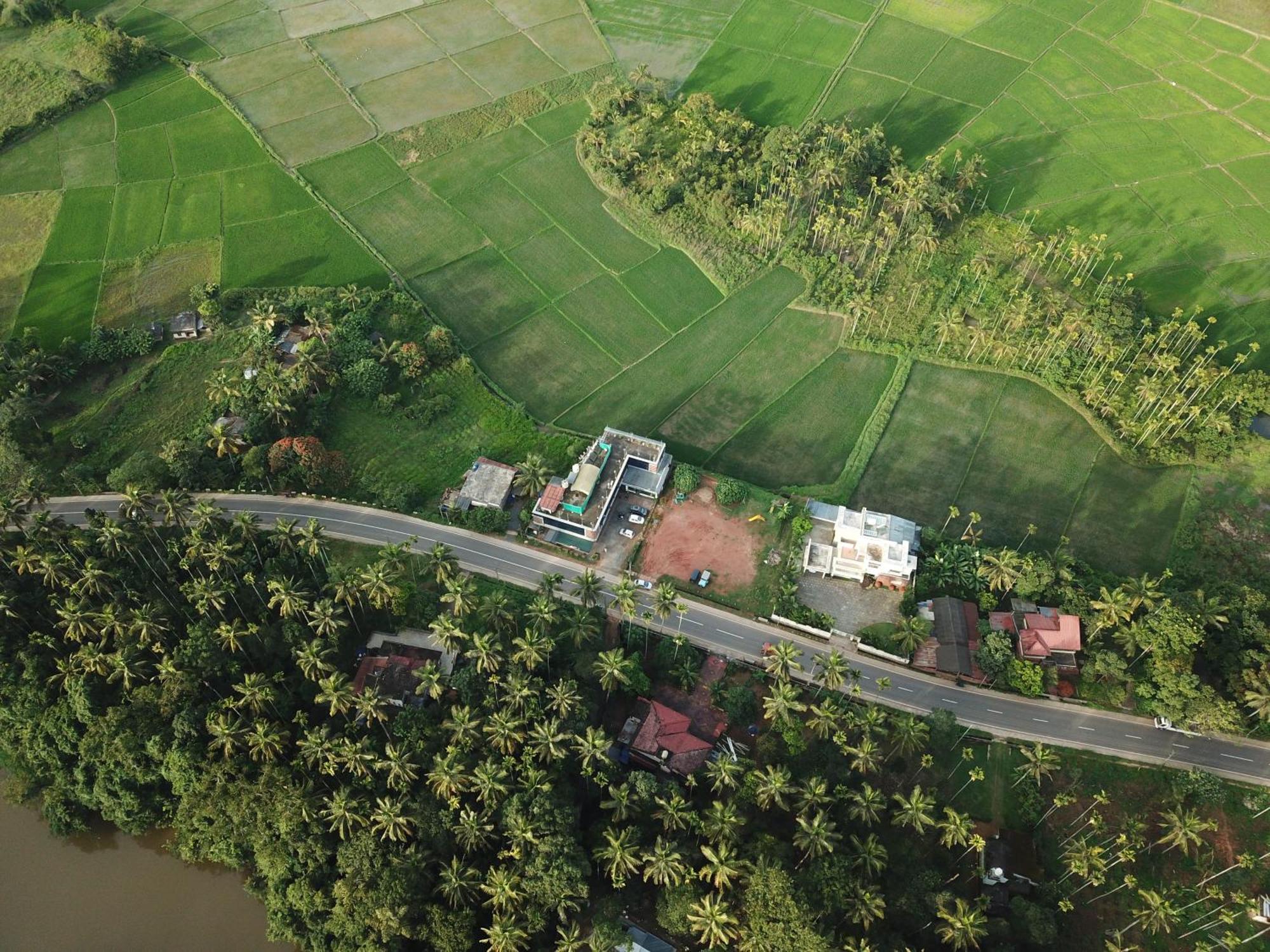 Paddyfield Inn Mananthavady Bagian luar foto
