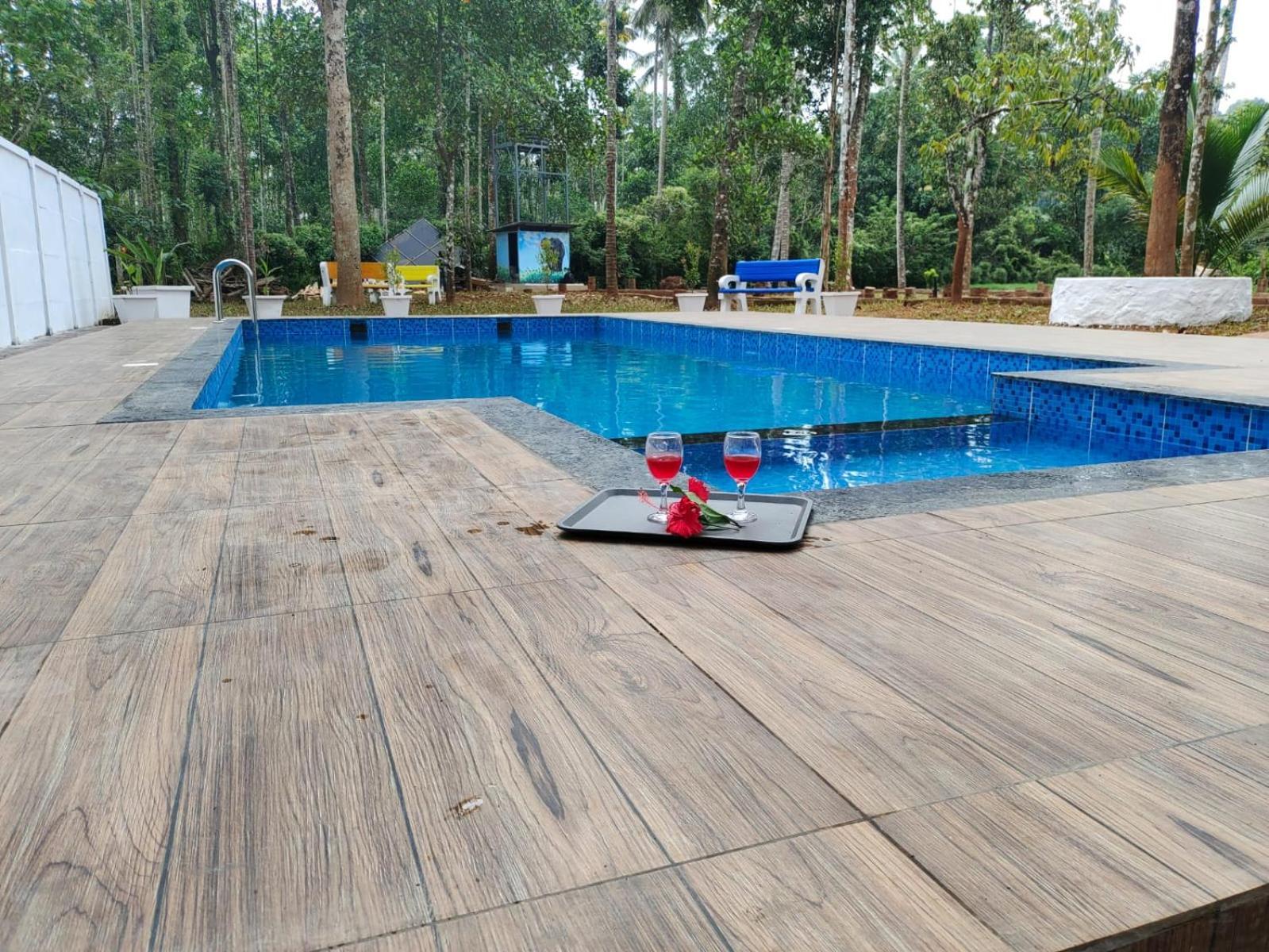 Paddyfield Inn Mananthavady Bagian luar foto