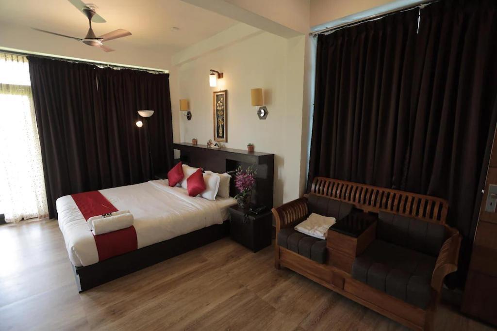 Paddyfield Inn Mananthavady Bagian luar foto