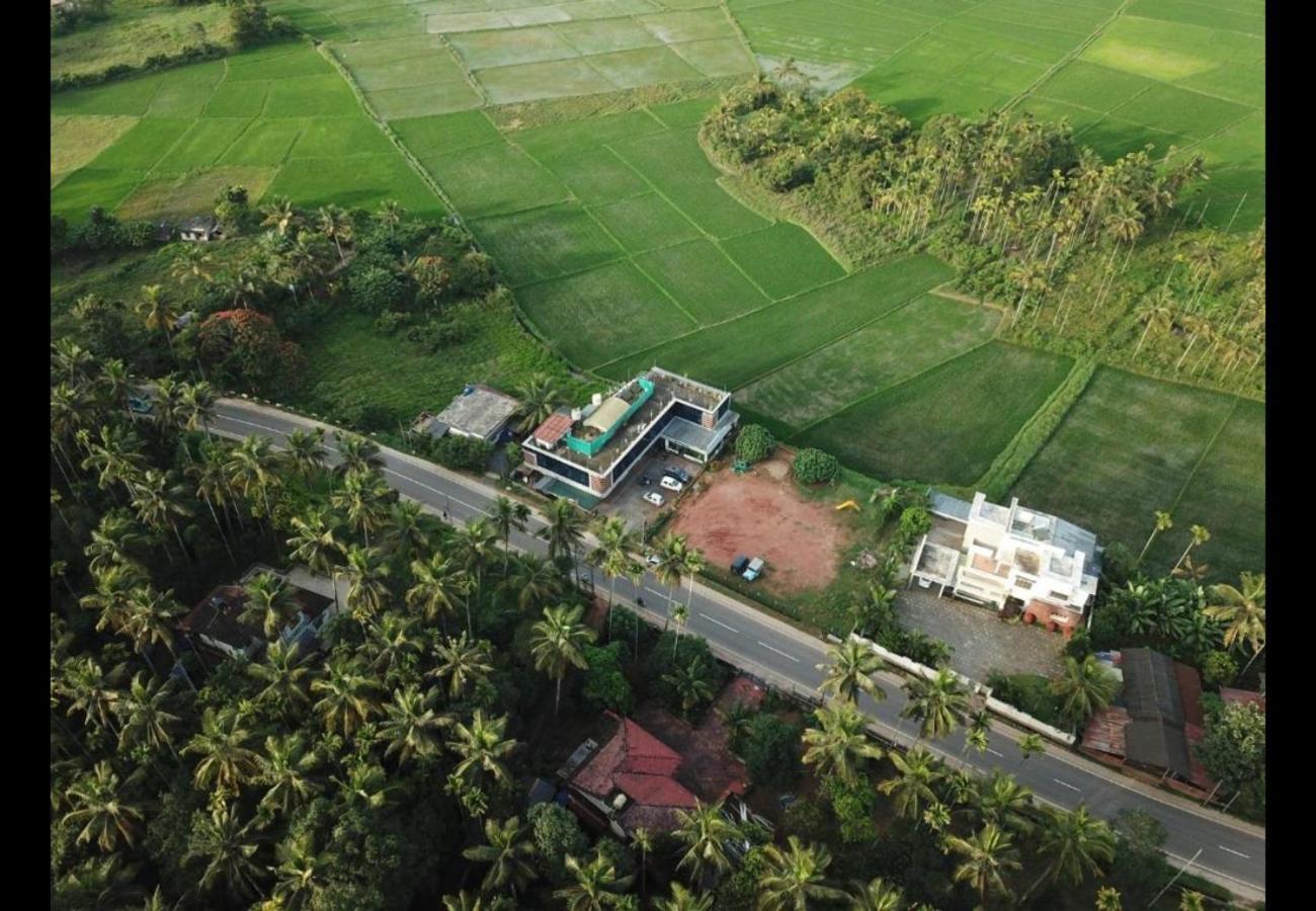 Paddyfield Inn Mananthavady Bagian luar foto